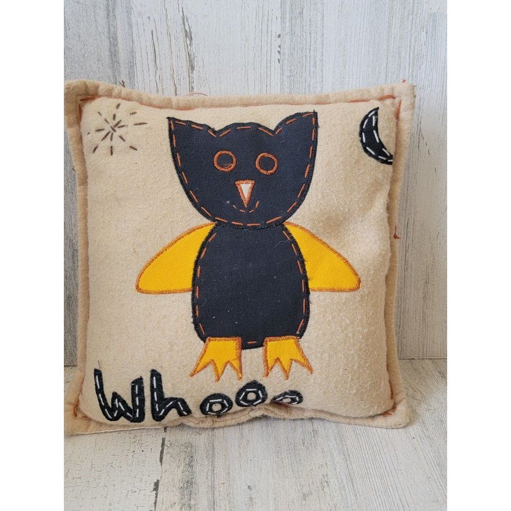 Halloween felt pillow owl shabby‎ chic Moon home decor hoot